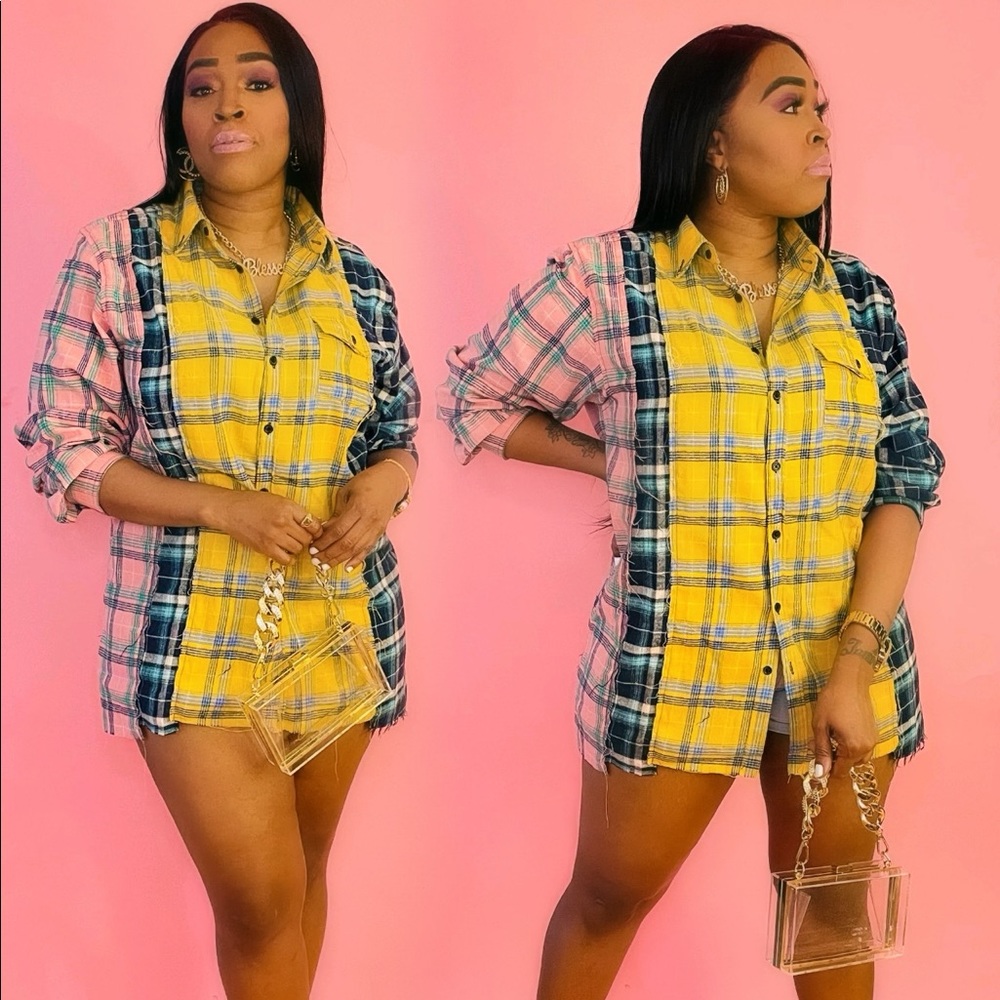 LONG SLEEVE OVERSIZE MULTI PLAID BUTTON DOWN SHIRT - Picture 4 of 7